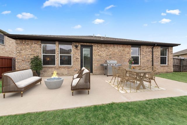 207 Cornell Drive, Forney, TX 75126