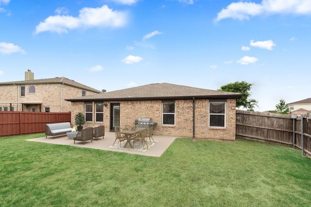 207 Cornell Drive, Forney, TX 75126