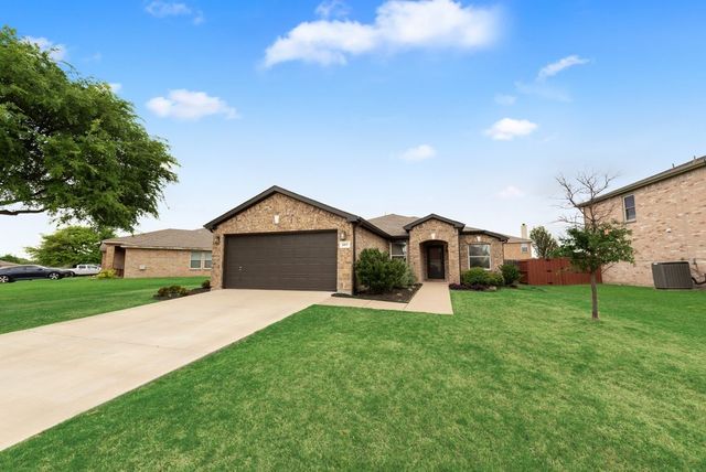 207 Cornell Drive, Forney, TX 75126