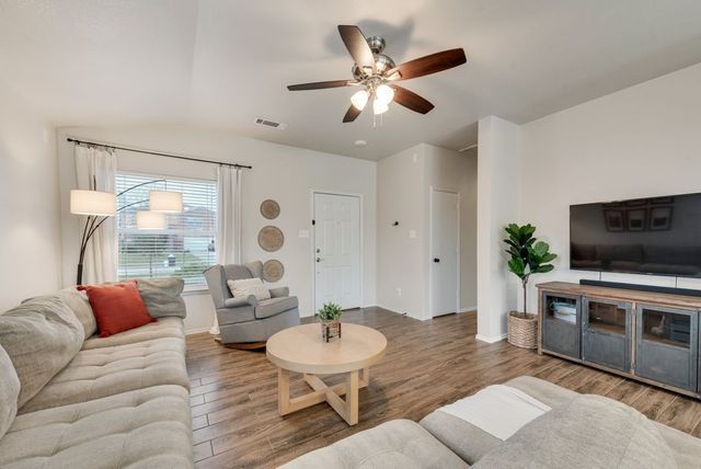 207 Cornell Drive, Forney, TX 75126