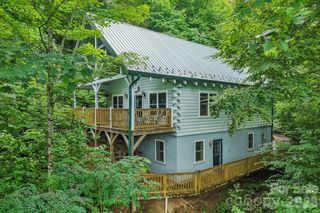 1061 Setzer Cove Road, Maggie Valley, NC 28751