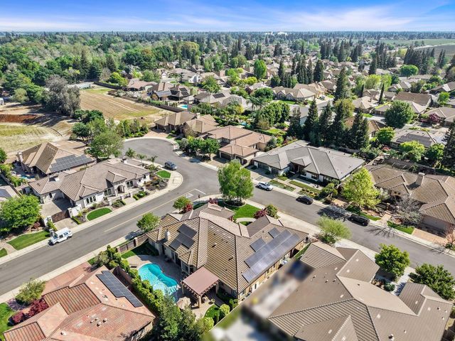 181 Willow Wood Rd, Woodbridge, CA 95258