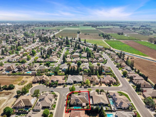 181 Willow Wood Rd, Woodbridge, CA 95258