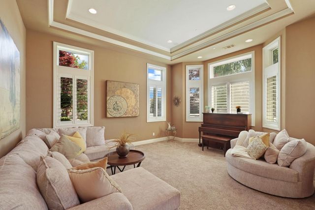 181 Willow Wood Rd, Woodbridge, CA 95258