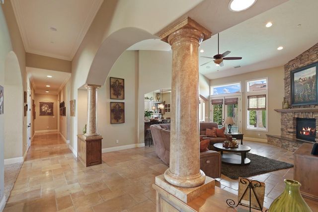 181 Willow Wood Rd, Woodbridge, CA 95258