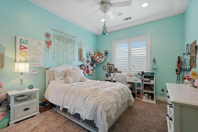 181 Willow Wood Rd, Woodbridge, CA 95258