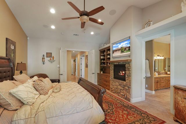 181 Willow Wood Rd, Woodbridge, CA 95258