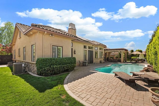 181 Willow Wood Rd, Woodbridge, CA 95258