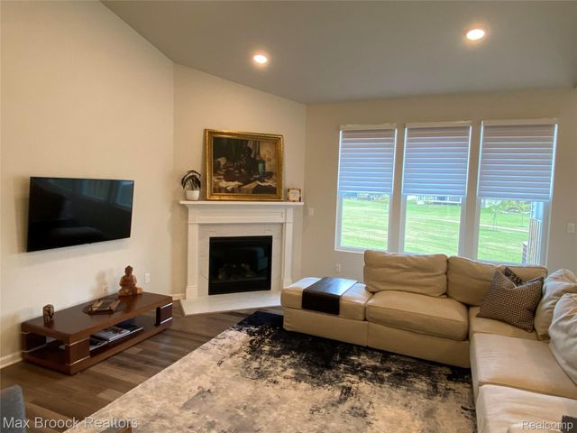 30153 TURTLE CREEK CIRCLE, Lyon Charter Township, MI 48165