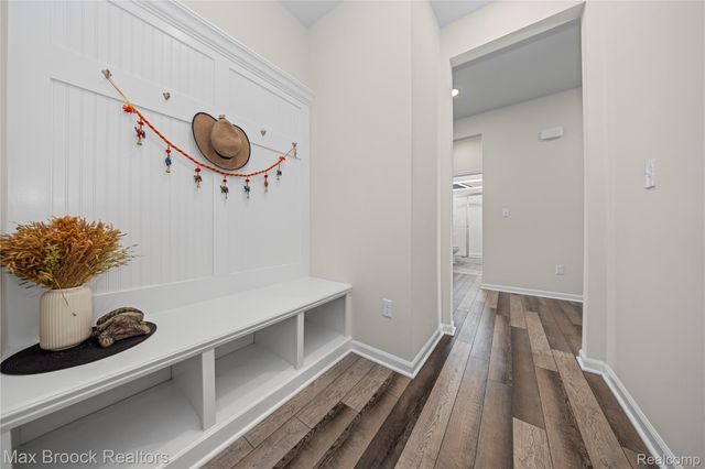 30153 TURTLE CREEK CIRCLE, Lyon Charter Township, MI 48165