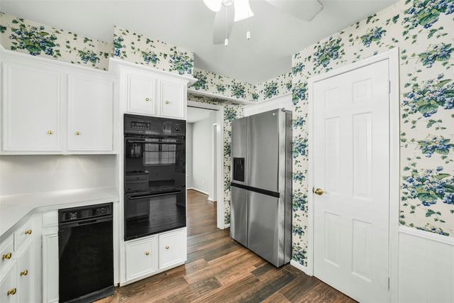 1423 Ash Meadow Drive, Houston, TX 77090