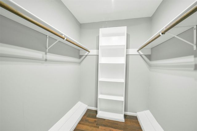 1423 Ash Meadow Drive, Houston, TX 77090