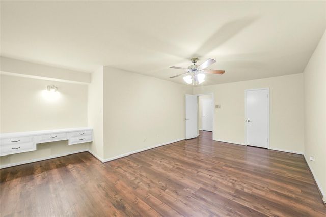 1423 Ash Meadow Drive, Houston, TX 77090