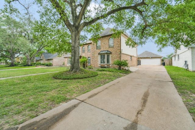 1423 Ash Meadow Drive, Houston, TX 77090