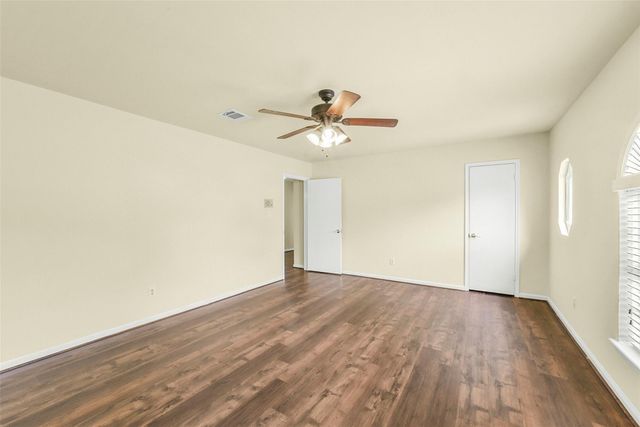 1423 Ash Meadow Drive, Houston, TX 77090