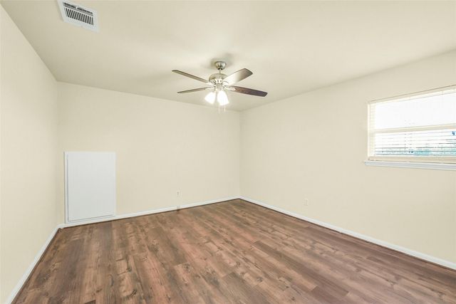 1423 Ash Meadow Drive, Houston, TX 77090