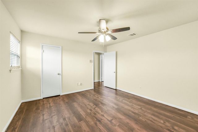 1423 Ash Meadow Drive, Houston, TX 77090