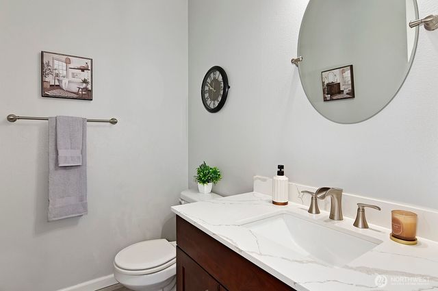 364 Field Place NE, Renton, WA 98059