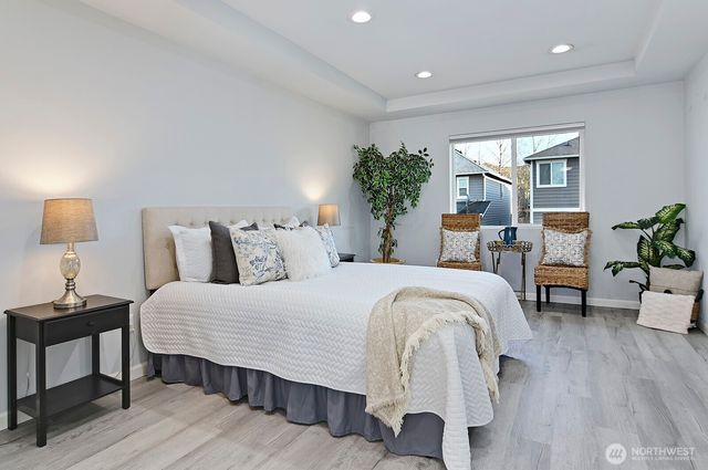 364 Field Place NE, Renton, WA 98059