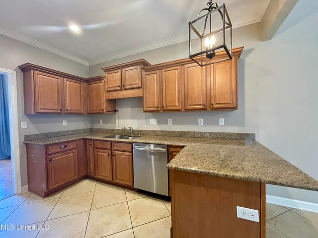 7309 Gerralyn Cove, Olive Branch, MS 38654