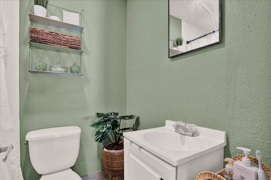 Image 11 of property listing at 2706 E 22ND AVENUE, Tampa, FL 33605