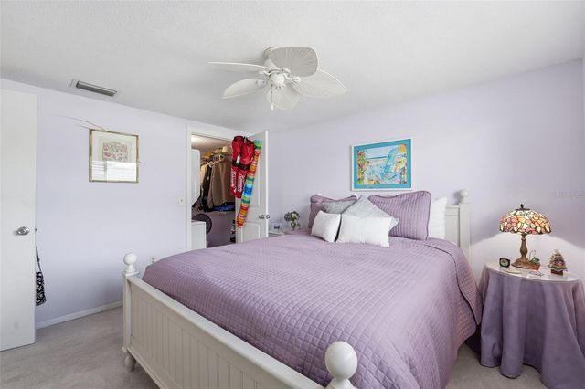 690 CIRCLEWOOD DRIVE W8, Venice, FL 34293