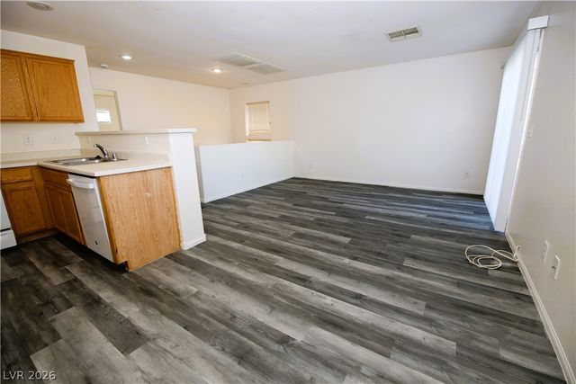 7537 Redwood Point Street, Las Vegas, NV 89139