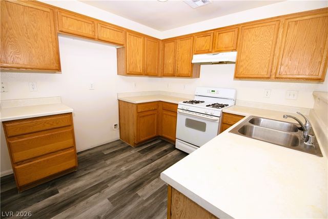 7537 Redwood Point Street, Las Vegas, NV 89139