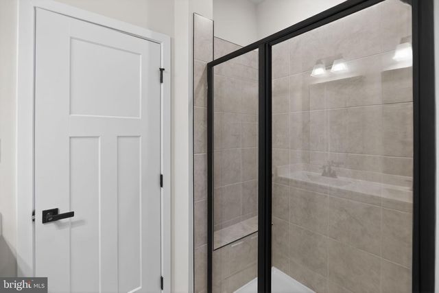 9430 OAK GROVE LN, Montgomery Village, MD 20886