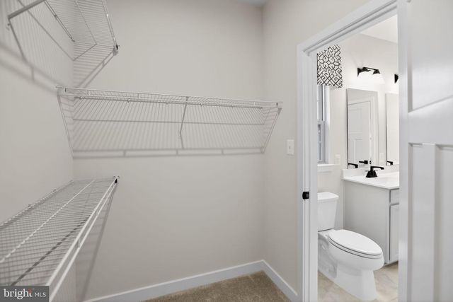 9430 OAK GROVE LN, Montgomery Village, MD 20886