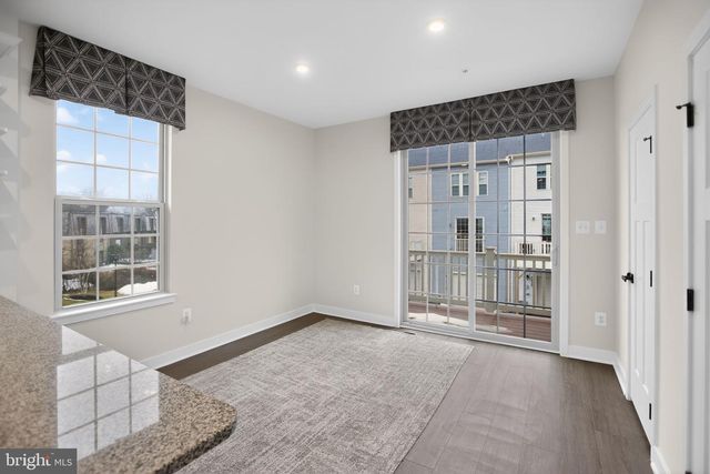 9430 OAK GROVE LN, Montgomery Village, MD 20886