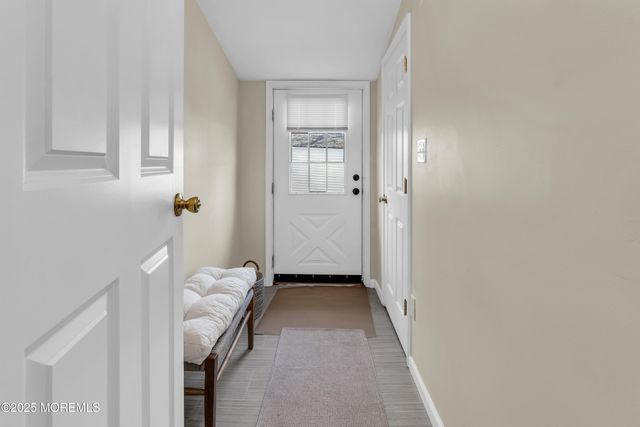 25 Twilight Avenue, Keansburg, NJ 07734