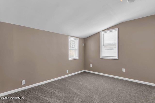 25 Twilight Avenue, Keansburg, NJ 07734