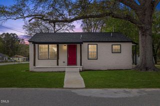 601 Temple Street, Selma, NC 27576