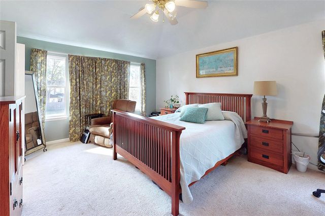 12707 Regal Pine Lane, Houston, TX 77070