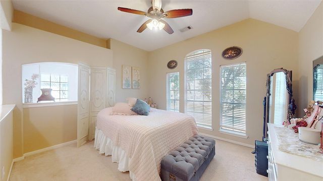 12707 Regal Pine Lane, Houston, TX 77070