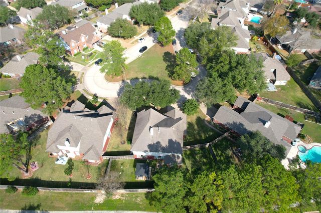 12707 Regal Pine Lane, Houston, TX 77070