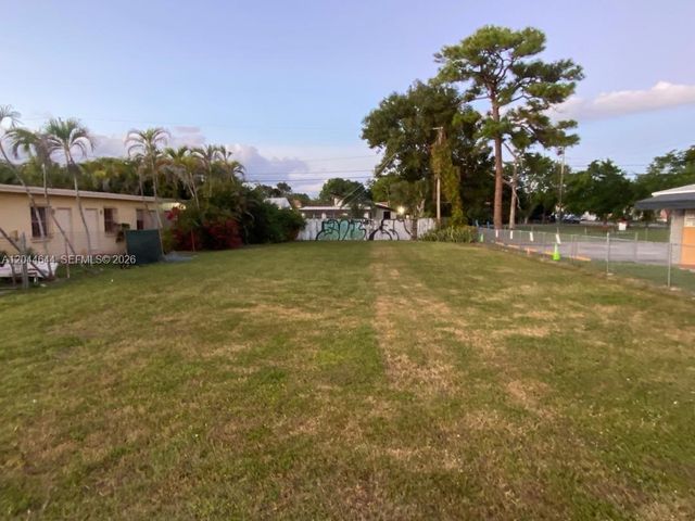 3021 W Flagler St, Miami, FL 33135