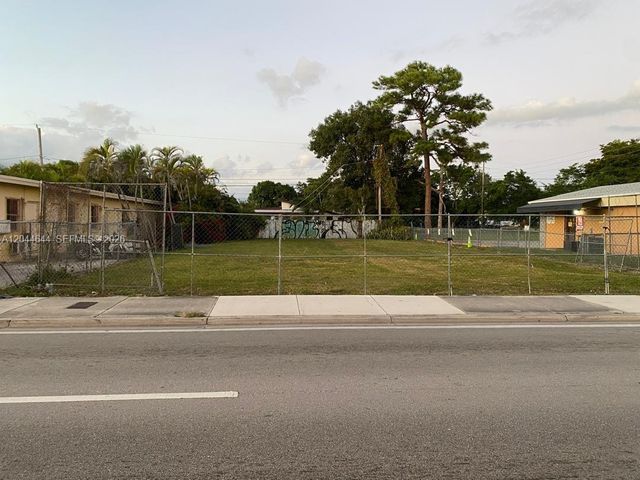 3021 W Flagler St, Miami, FL 33135