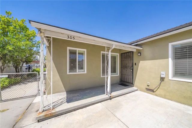 305 E Hellman Avenue, Alhambra, CA 91801