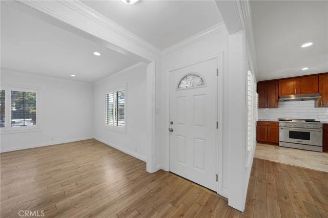 305 E Hellman Avenue, Alhambra, CA 91801