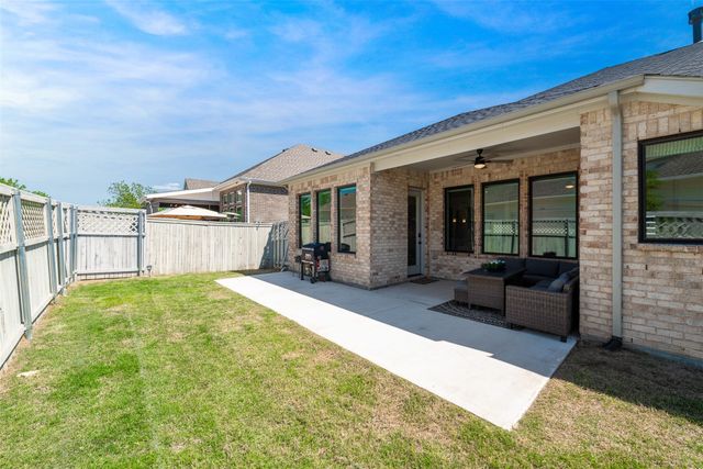 2704 Little Wonder Lane, Northlake, TX 76247