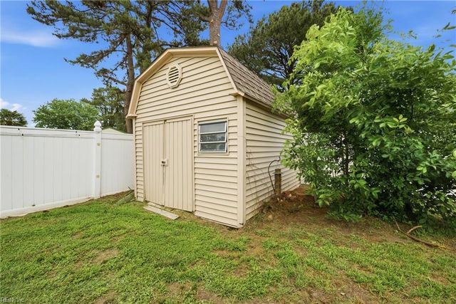 4409 Schoolhouse PATH, Portsmouth, VA 23703