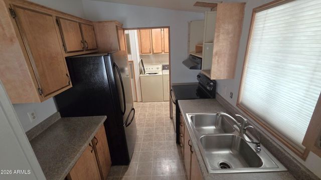 652 S ELLSWORTH Road 147, Mesa, AZ 85208