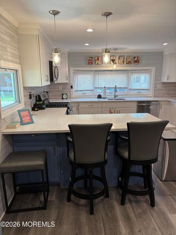 42 Douglas Drive, Jackson, NJ 08527