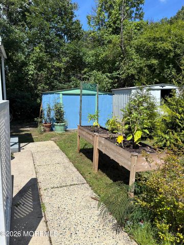 42 Douglas Drive, Jackson, NJ 08527