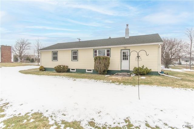 23863 Nys Rte 37, Pamelia, NY 13601