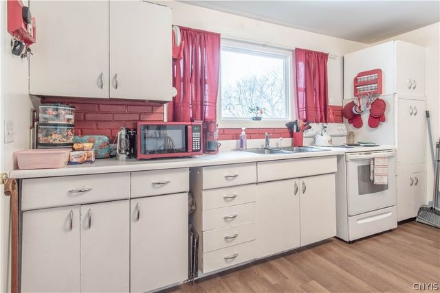 23863 Nys Rte 37, Pamelia, NY 13601