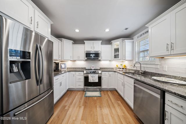 1221 Maple Road, Southport, NC 28461