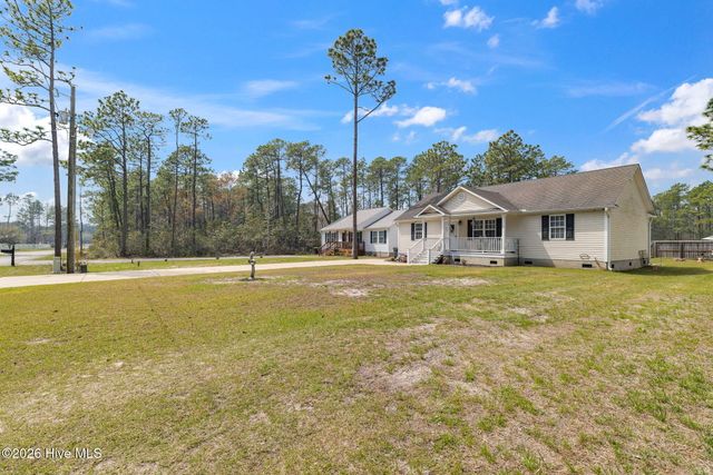 1221 Maple Road, Southport, NC 28461